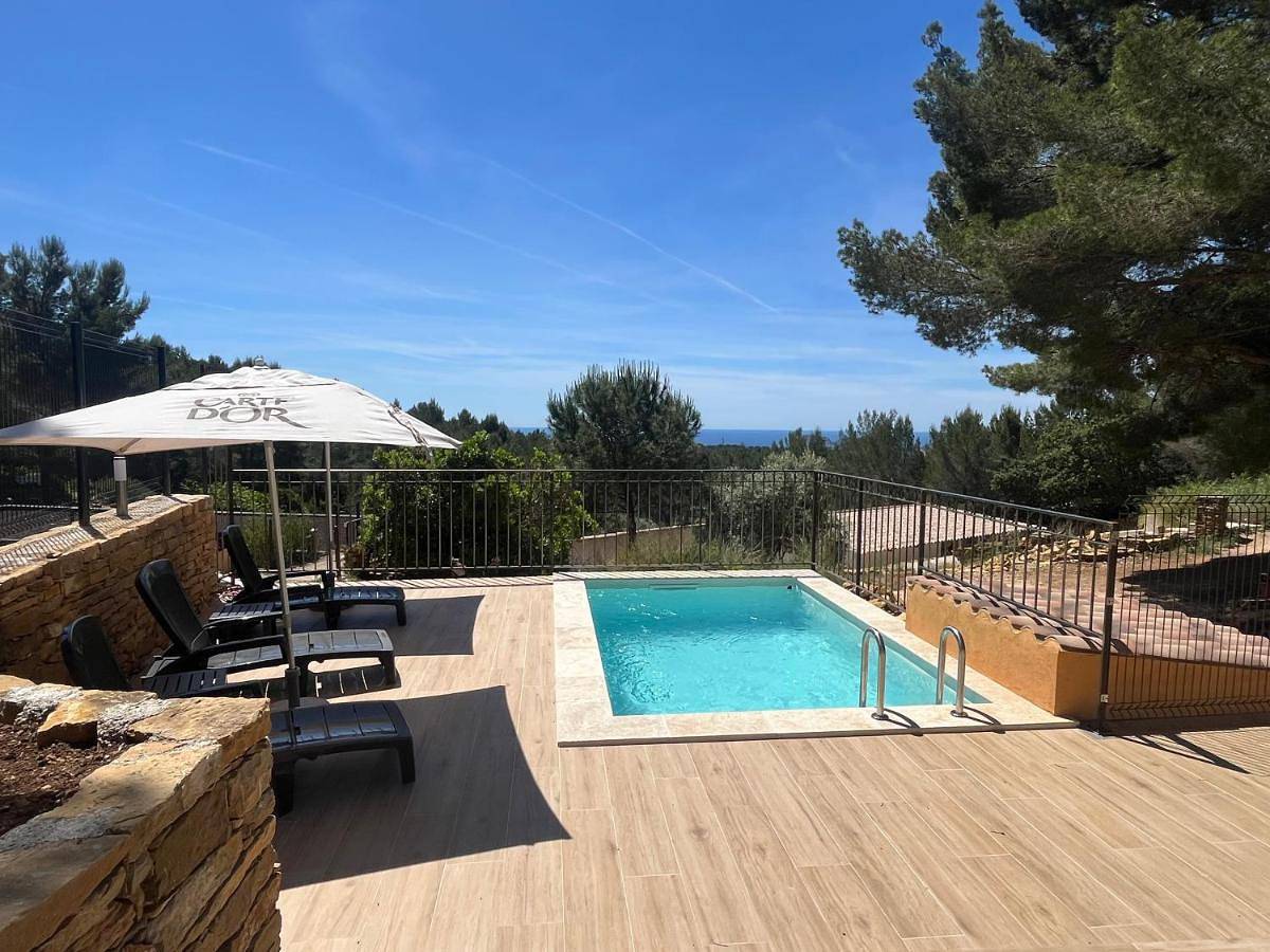 Villa d exception avec Piscine vue mer et jacuzzi sur les hauteurs de La Ciotat in Ceyreste, Région de Marseille