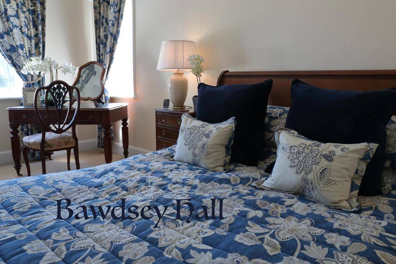 King Room with Garden View in Suffolk