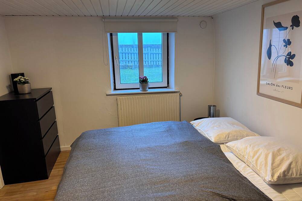 Entire apartment, Cozy holiday apartment located by Tejn harbor in Tejn, Allinge
