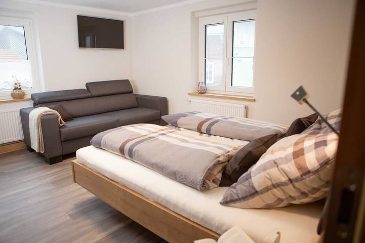 Ferienwohnung für 6 Personen, mit Pool und Garten sowie Balkon in Scheßlitz - 3