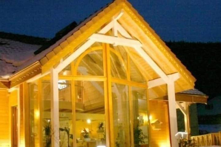 Gîte pour 10 personnes, avec jardin, animaux acceptés