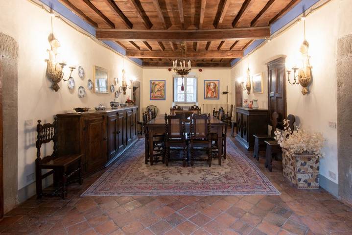 Appartamento intero, Sillicagnana Castle Villa with Swimming Pool! in San Romano in Garfagnana, Garfagnana