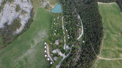 Gîte pour 4 personnes, avec vue et jardin, animaux acceptés à Thorame-Basse