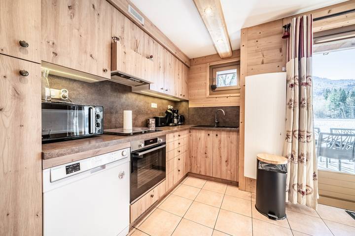 Chalet „Triplex mit Pool – Sauna“ mit Bergblick, privatem Pool und privater Terrasse in Samoëns, Region Bonneville
