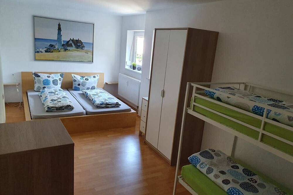 Ferienhaus 'Island Pferdehof Arrisholt Solskin' mit privater Terrasse, Gemeinschaftsgarten und Wlan in Kißlegg, Region Bodensee-Oberschwaben