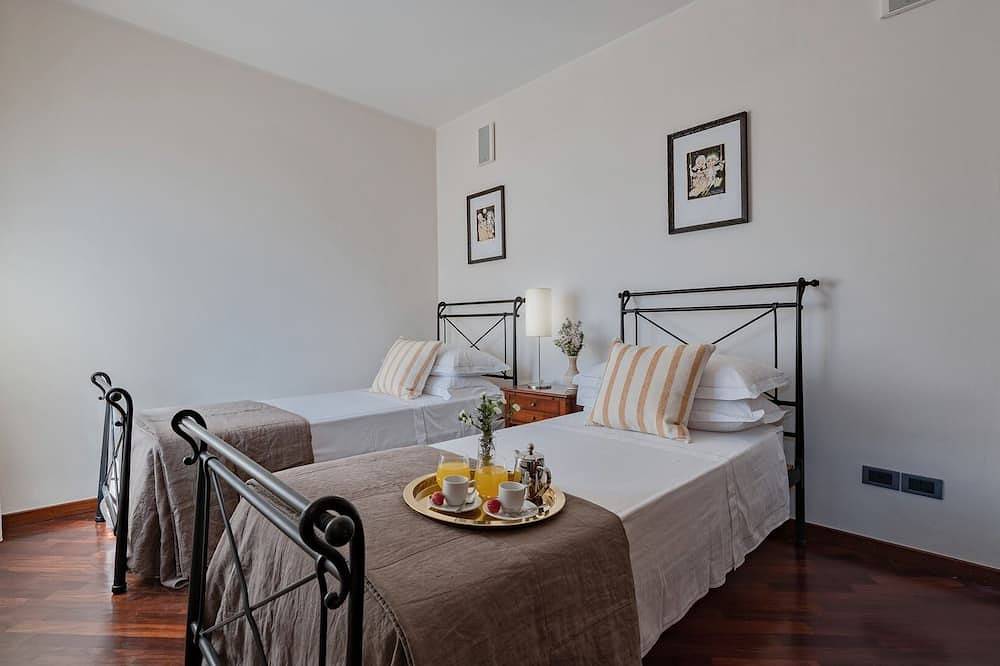 Cresta del Chianti, Castelnuovo Berardenga, Siena and Chianti in Castelnuovo Berardenga (Comune), Chianti