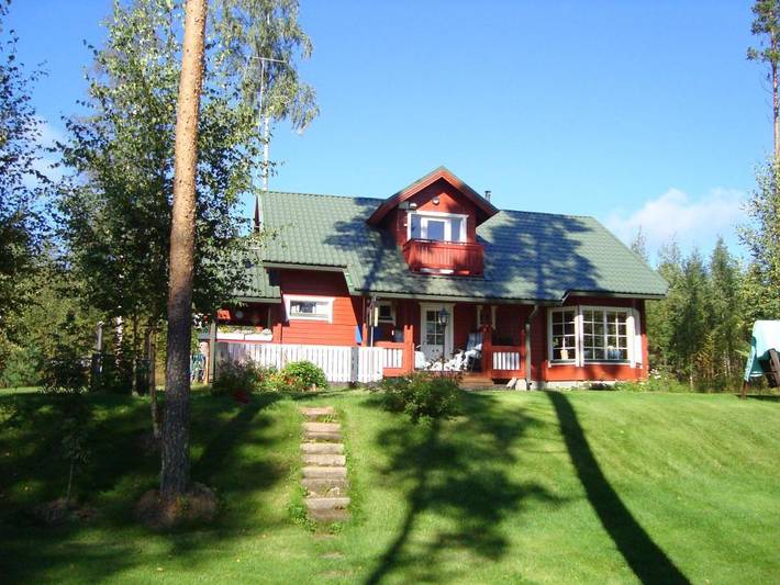 Ferienhaus für 10 Personen, mit Balkon und Terrasse sowie Garten und Sauna