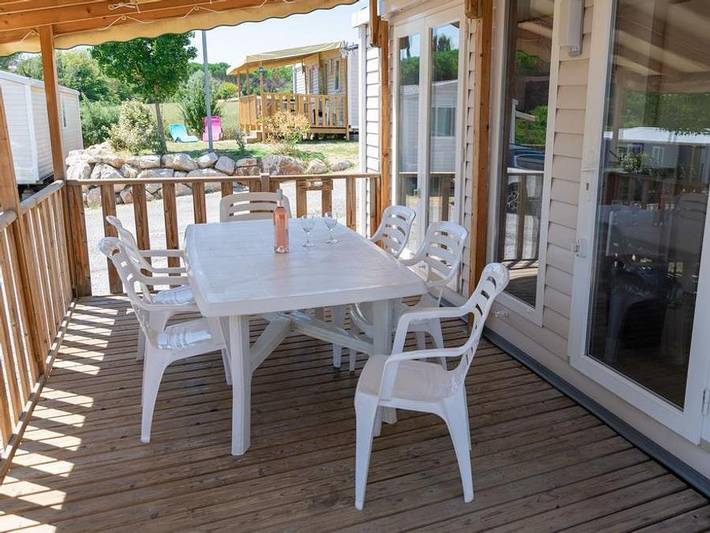 Flower Camping Provence Vallée - Mobilheim 6 personen - Mh3 Family Komfort + (Klimaanlage) in Manosque, Regionaler Naturpark Luberon