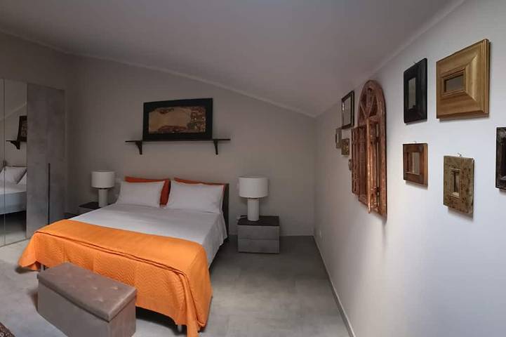 Entire apartment, Centrale ed Elegante Duplex in Caserta, Caserta Province