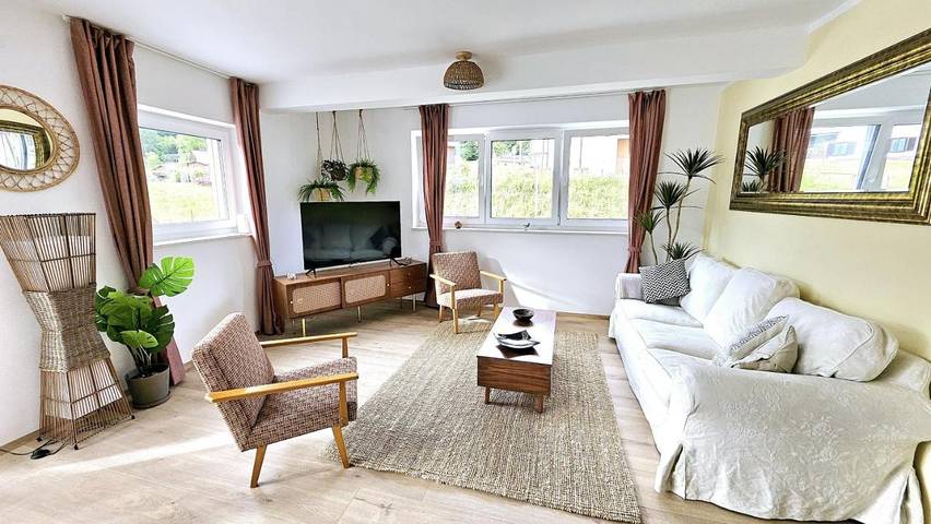 Ferienwohnung für 4 Personen, mit Balkon und Terrasse sowie Ausblick in Maria Wörth