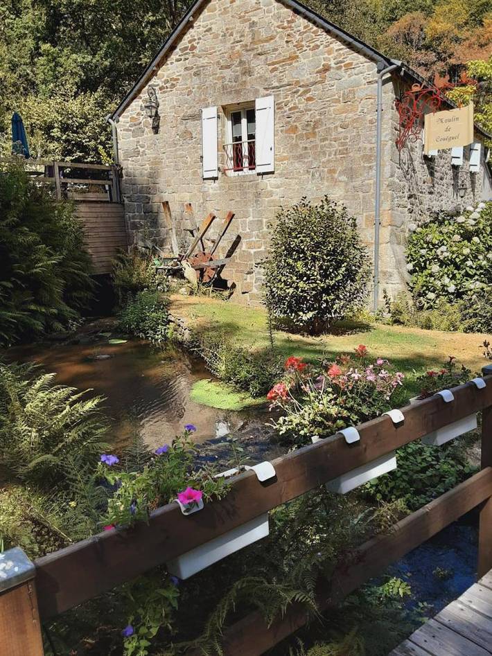 Gîte pour 4 personnes, avec jardin à Péaule - 2