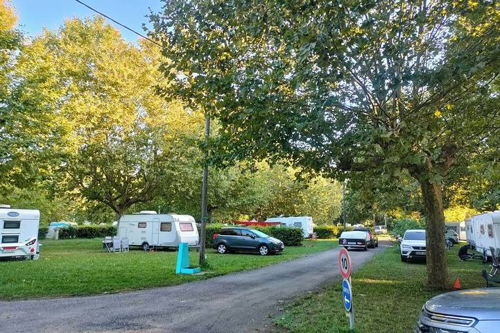 Location de vacances pour 2 personnes à Crêches-sur-Saône - 3
