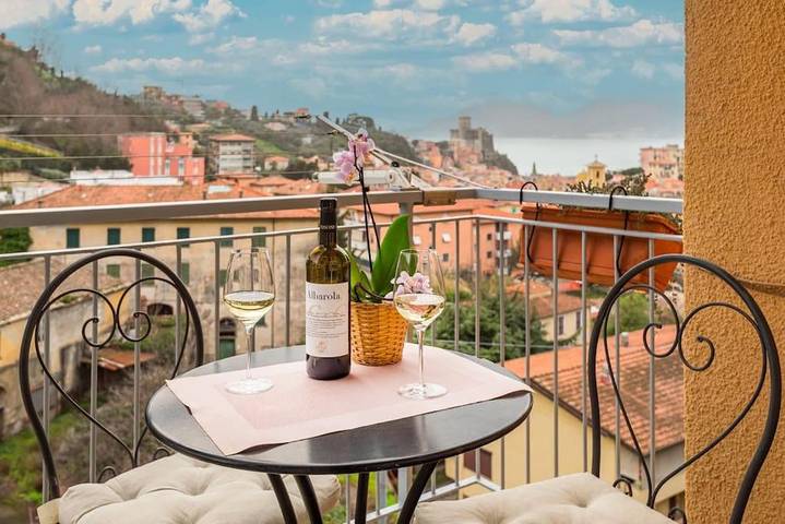 Ferienwohnung für 4 Personen, mit Ausblick und Balkon in Lerici - 2