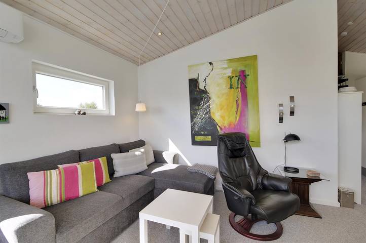 Ferienhaus für 4 Personen, mit Terrasse in Høll - 3