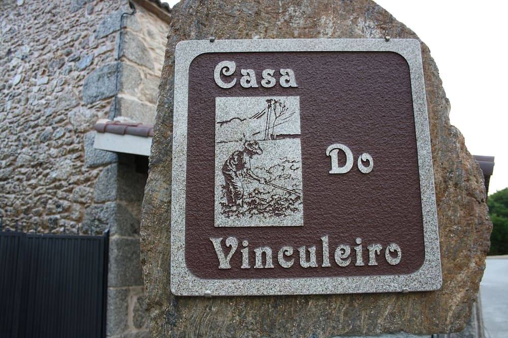 Casa do Vinculeiro für 4 Personen in A Baña, Costa de Galicia