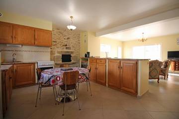 Gîte pour 8 Personnes dans Linards, Région de Limoges, Photo 2