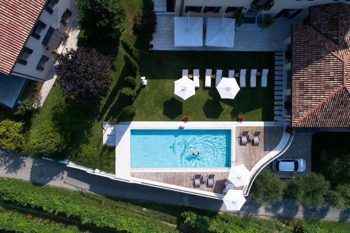 Rustico per 2 persone, con giardino e idromassaggio nonché piscina e sauna - 1