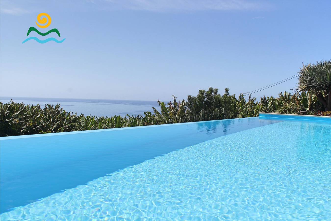 Contemporary villa, infinity pool | Designhouse in Arco da Calheta, Madeira