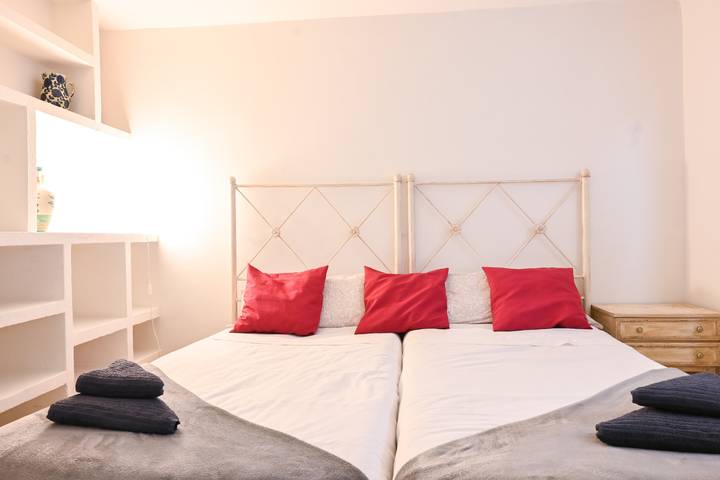 Ganze Wohnung, M Apartamento con jardín Hispanoaméric in Chamartín (Madrid), Madrid