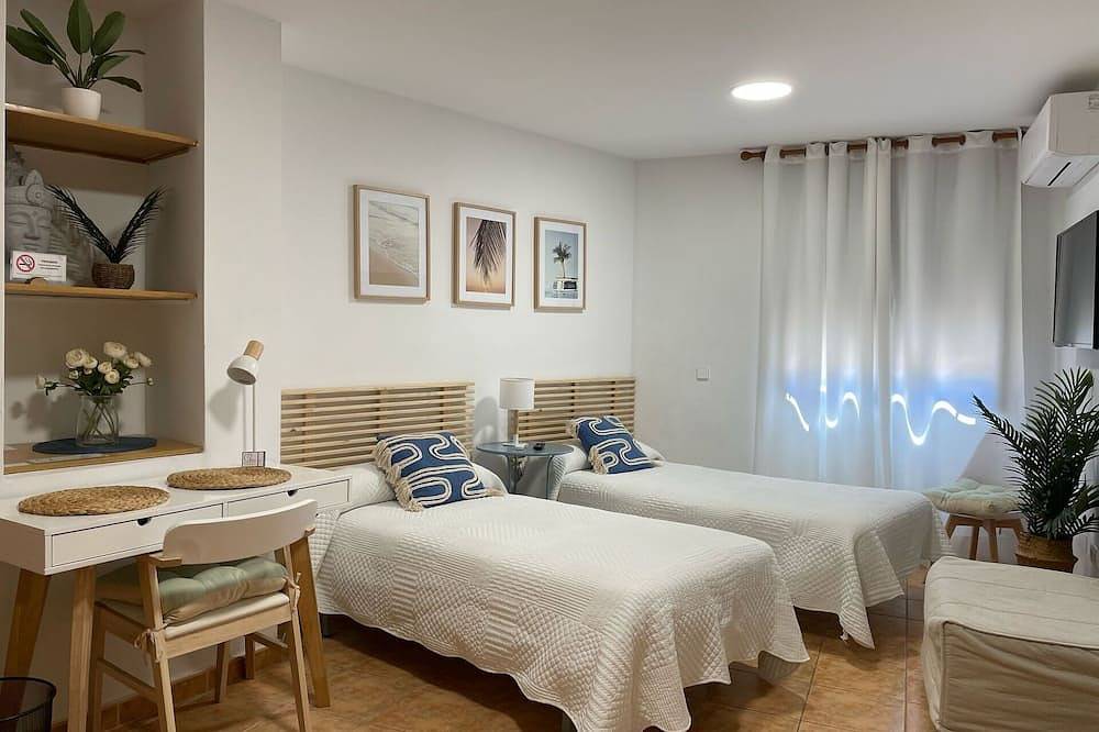 Appartement entier, Hotel Apartments Atrium Historic Center. 1.3 in Alcalá de Henares, Communaute de Madrid