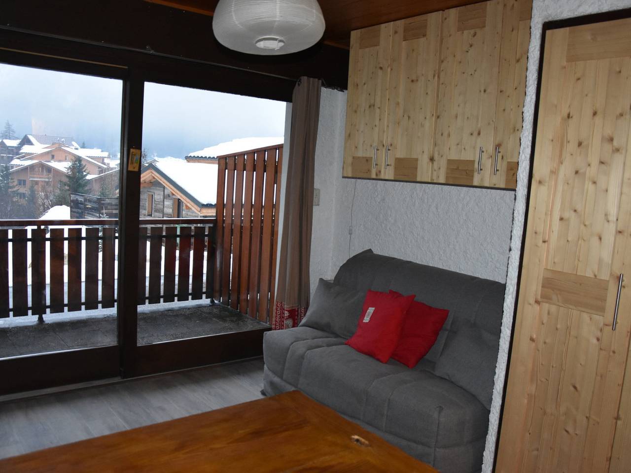 Entire studio, Studio for 4 people with terrace in Pralognan-la-Vanoise in Pralognan-la-Vanoise, Vanoise National Park