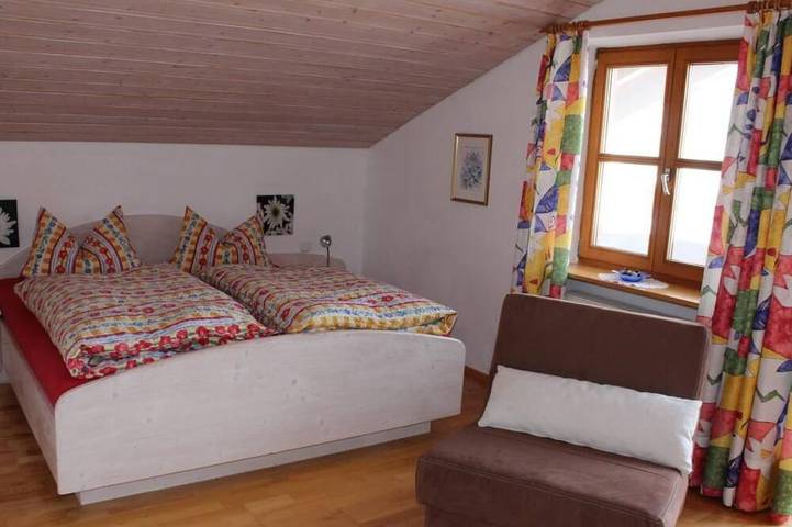 Ganze Wohnung, Gemütliche Ferienwohnung im bayerischen Wald in Prackenbach, Ostbayern