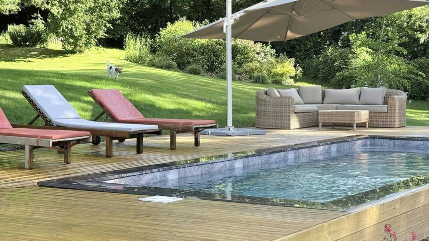 Location de vacances pour 8 personnes, avec jardin, animaux acceptés à Aix-en-Issart