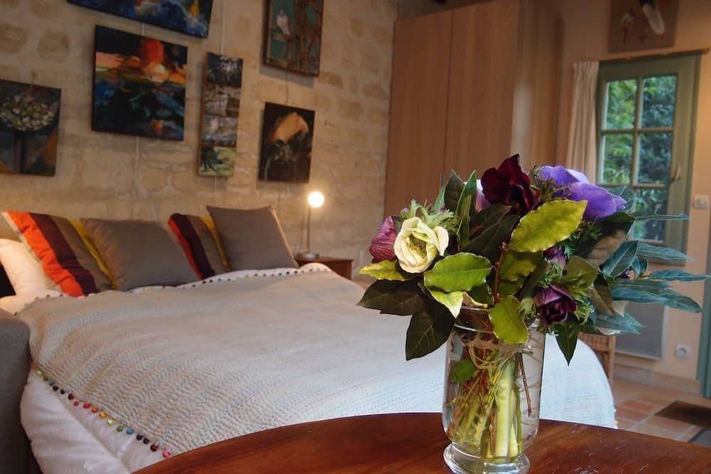 Paris 2 Schritte entfernt, Kleines Haus-Werkstatt Künstler, Charme und viel Grün.<br> in Le Vésinet, Yvelines