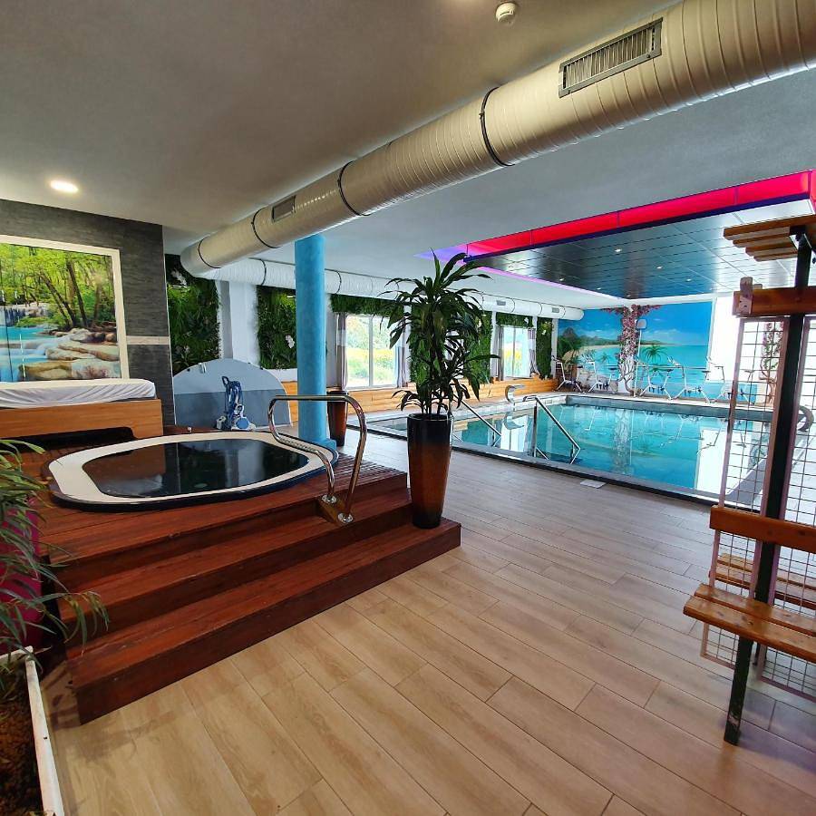 Best Western Hotel & Spa Pau Lescar Aeroport in Lescar, Béarn