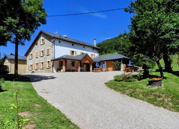 Gîte pour 21 personnes, avec jardin - 1