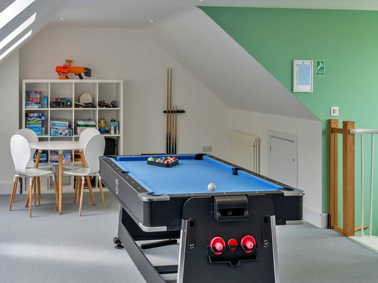 Lush beach house with hot tub access in Westward Ho, Hartland Devon Heritage Coast