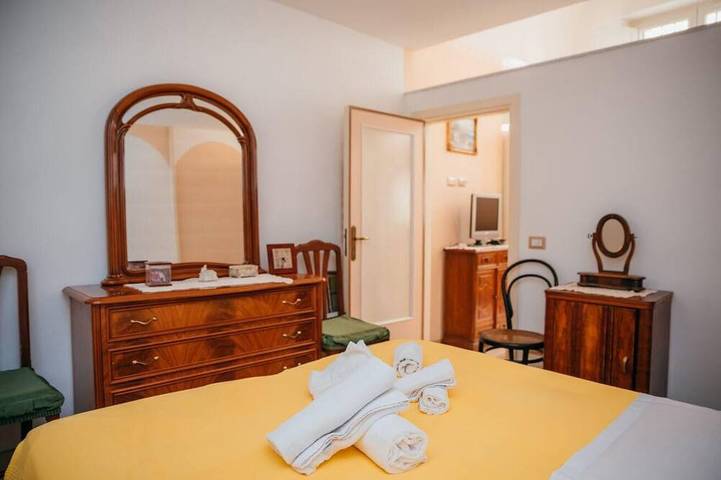 Entire apartment, Rita's house in Atrani, Sorrento Coast