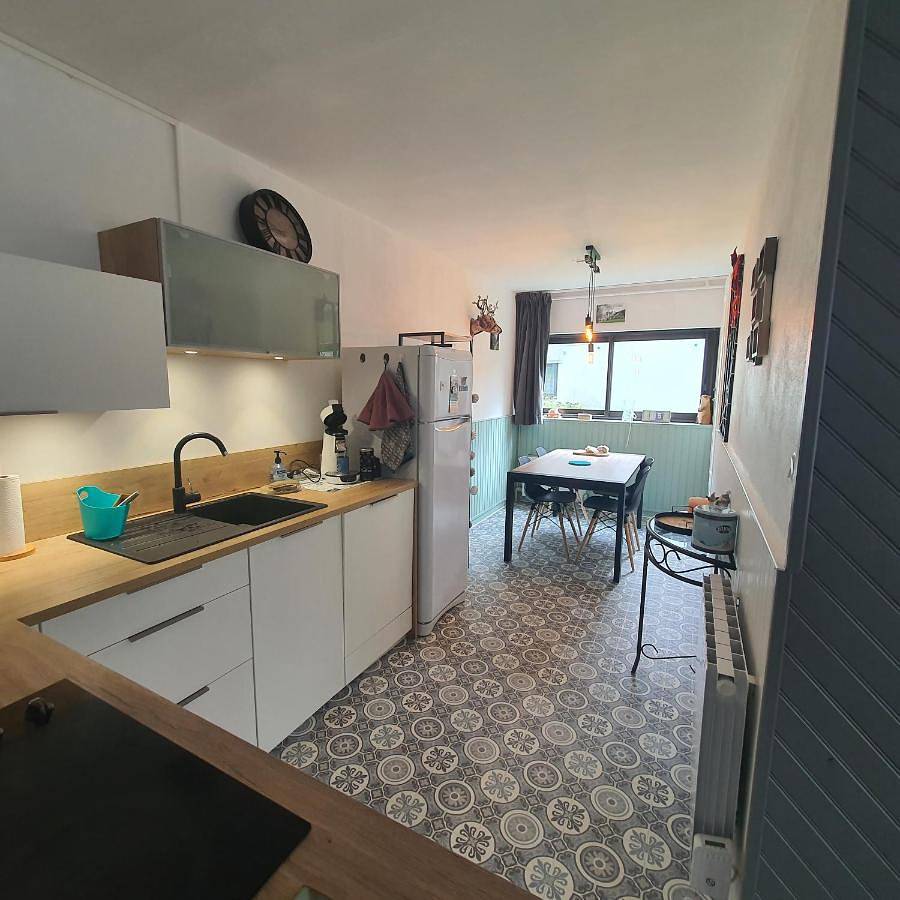 Appartement entier, Three-Bedroom Apartment in Murol, Parc naturel régional des Volcans d'Auvergne