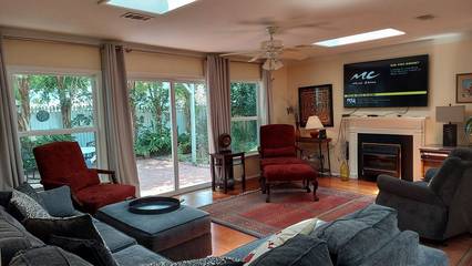 Vacation House for 6 Guests in Ocean Springs, Mississippi Gulf Coast, Picture 1