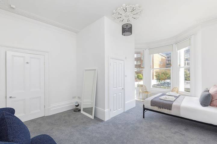 Ganze Wohnung, Modernes Hove Apartment nahe Strand & Bahnhof in Hove, Brighton