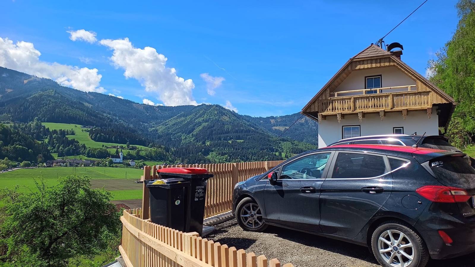 Ferienhaus 'Sonnseitn' mit Bergblick, privater Terrasse und eigenem Garten in Rottenmanner und Wölzer Tauern, Lassing