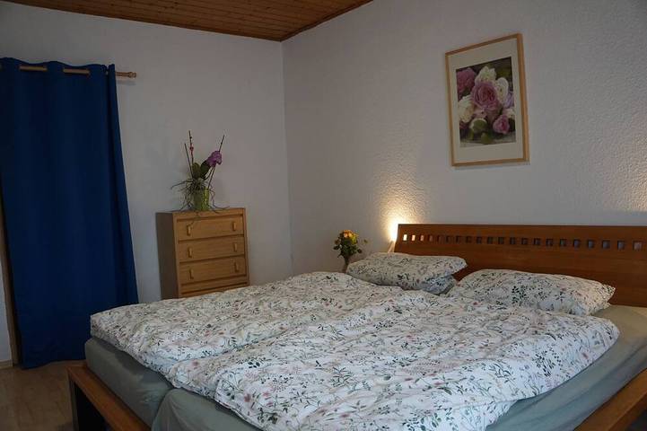 Apartamento entero, Gemütliche Erdgeschosswohnung mit Terrasse in Ortsrandlage in Waibstadt in Waibstadt, Kraichgau