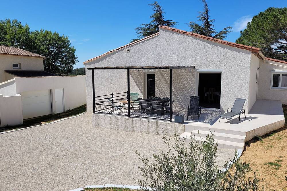 Quiet 145m² villa in Petite Camargue in Beauvoisin, Region de Nimes