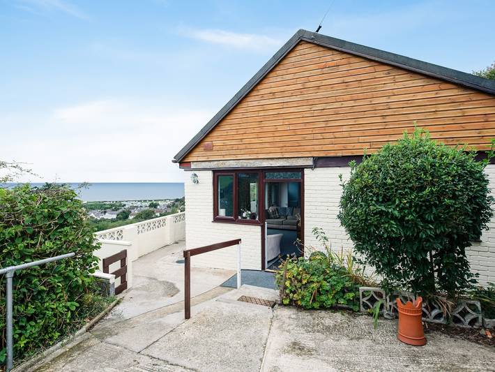 Holiday home for 7 people, with Garden in Mid-Wales
