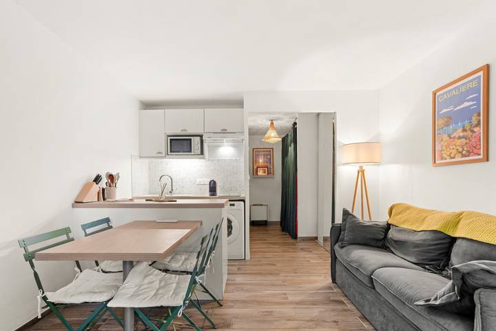 Estúdio inteiro, Apartamento Estúdio 'Appartement Le Lavandou - Cavalière' com Terraço Privado e Ar Condicionado in Cavalière, Le Lavandou