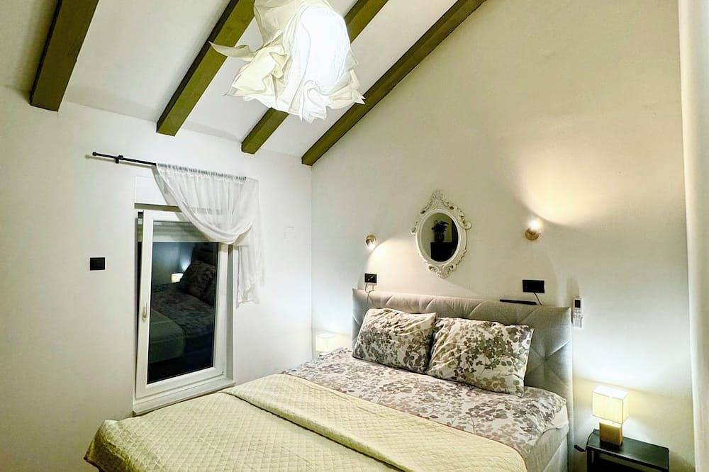 Luxury Villa Andrea in the forest near the sea in Zagvozd, Makarska Riviera