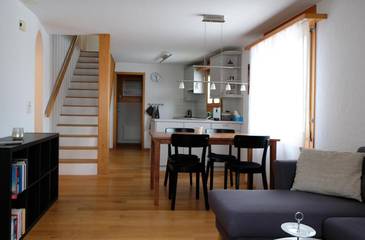 Gîte pour 2 personnes, avec vue et terrasse à Spiez