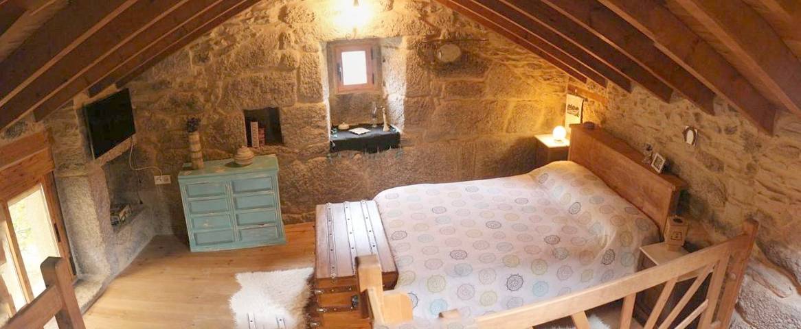 Casa rural para 3 personas, con Balcón además de Terraza y Vistas en Provincia de Orense