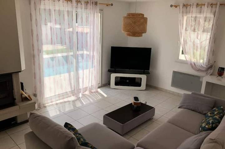 Location de vacances pour 6 personnes, avec terrasse et jardin à Montségur-sur-Lauzon - 4