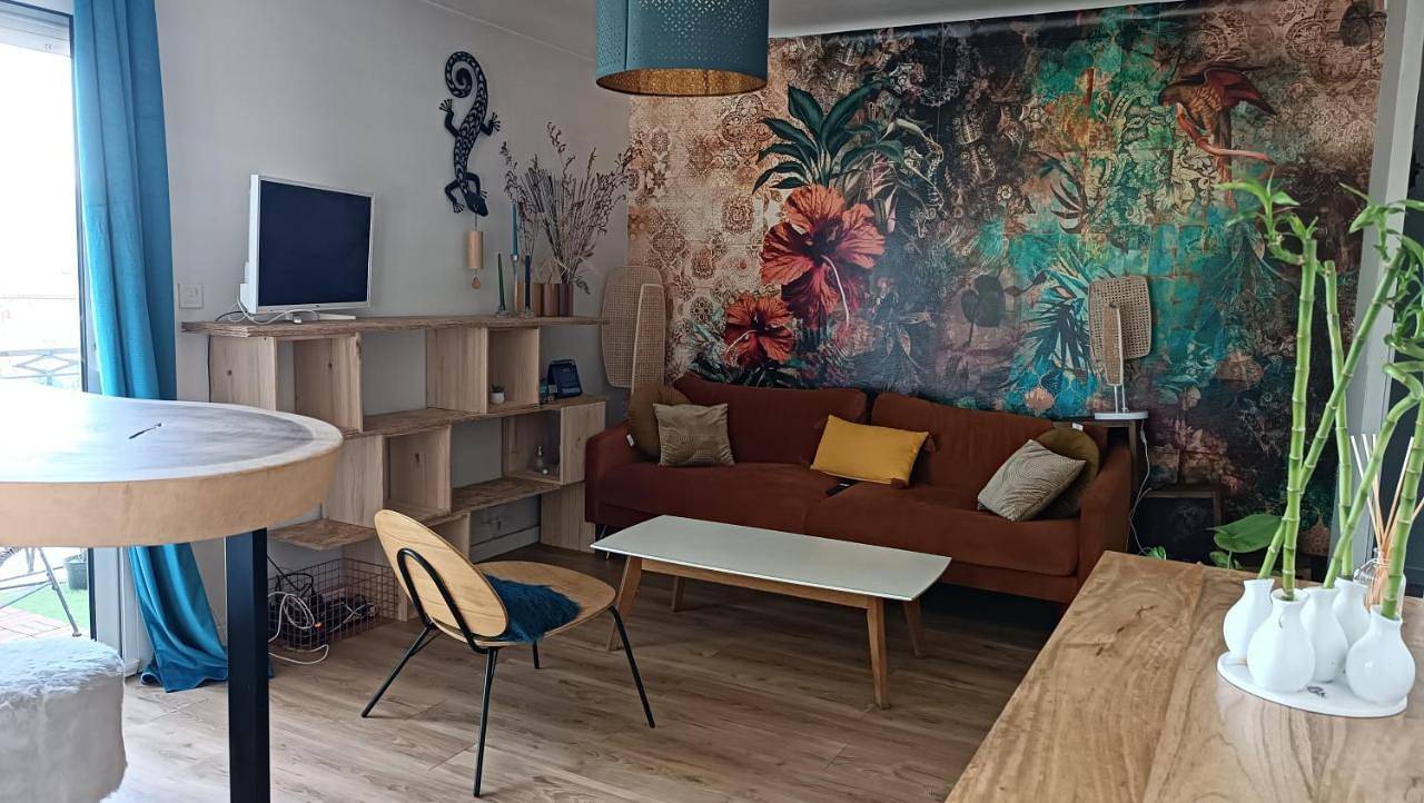 Appartement de vacances entier, Chambre chez moi,chez vous vue sur les vignes in Libourne, Région de Libourne