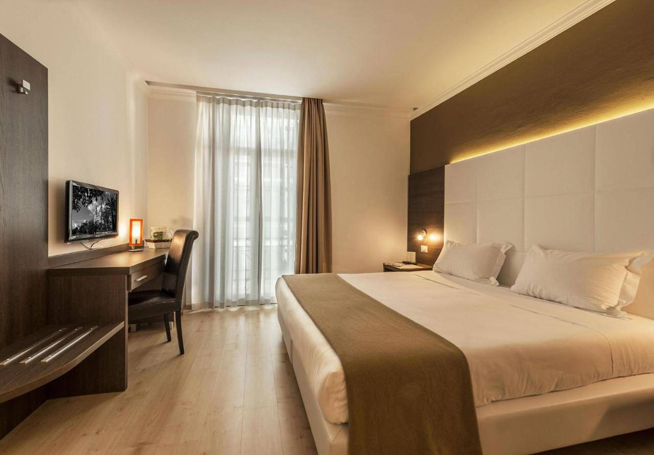 Ambassador-Monaco in Monte Carlo, Région de Nice