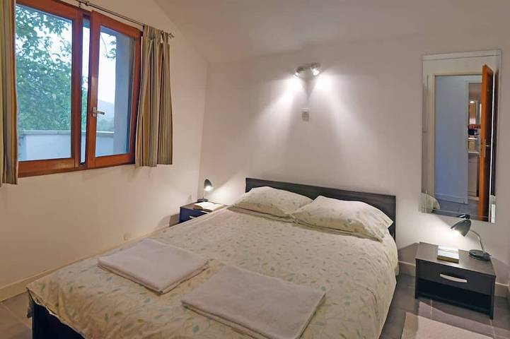 Gîte pour 2 personnes, avec piscine et jardin à Saint-Laurent-de-Cerdans - 2