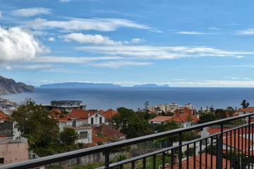 Ferienwohnung für 4 Personen, mit Meerblick und Balkon, mit Haustier in Funchal