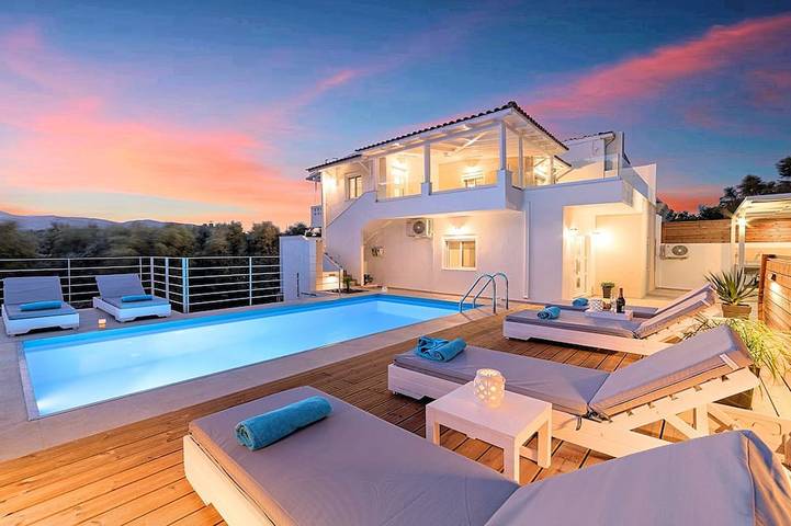 Chalet para 9 personas, con jardín - 1