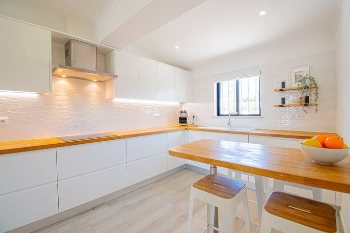 Location de vacances pour 6 personnes, avec terrasse à Lagoa - 4